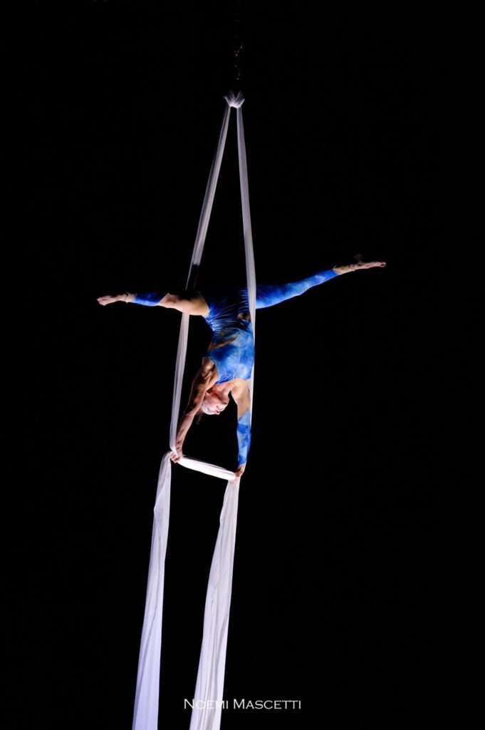 Aerial silk artist